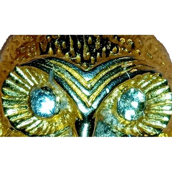 Vintage Owl Brooch Gold Plated Textured Clear Rhinestones Detailed Bird Pin - Picture 2 of 10